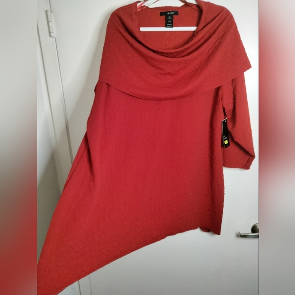 Ali Miles (Size 3X) Red Textured Print Cowlneck/Off-the-Shoulder Top (NEW-NWT) - Picture 8 of 13